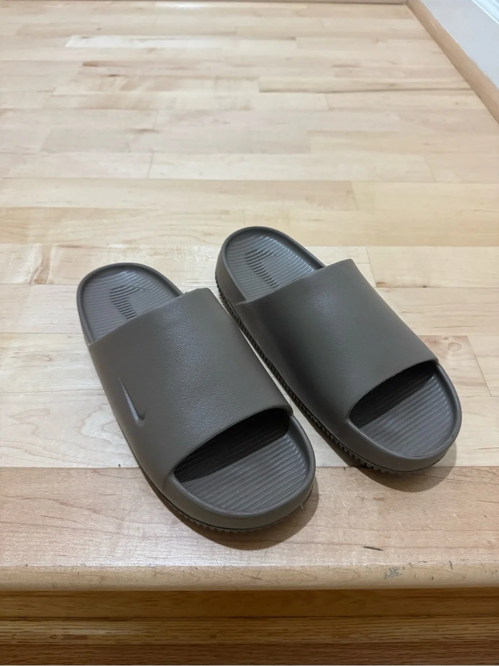 Nike Women’s Brown Slip-On Slide Sandals - Picture 3 of 7